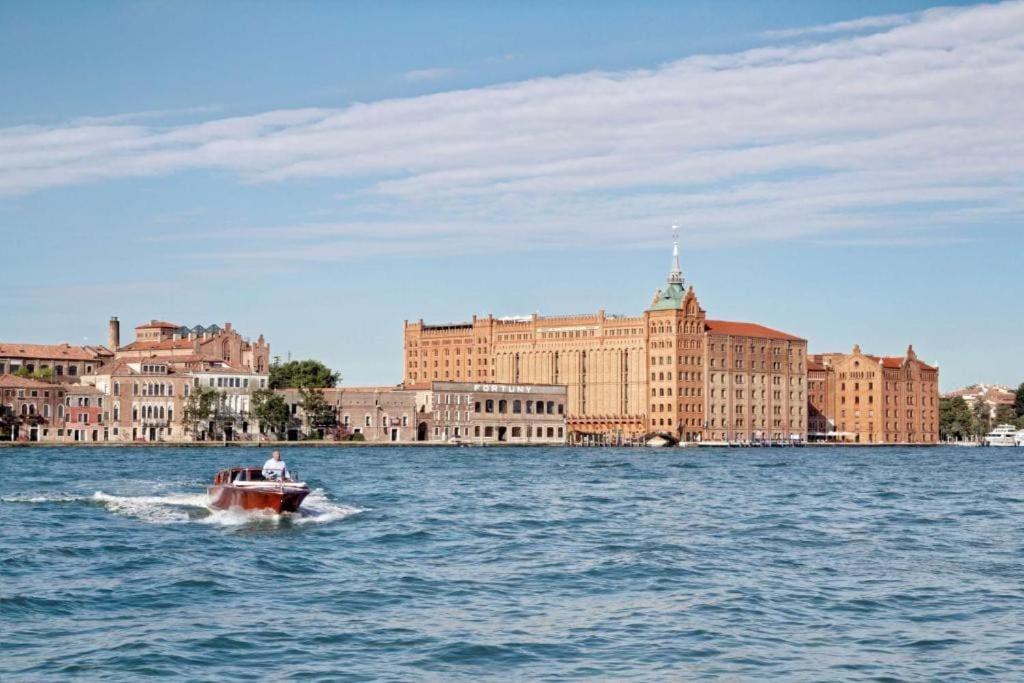 Ca' Dei Colori Design * Venice